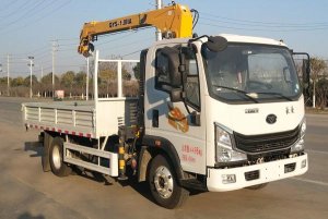 舜德牌SDS5042JSQZ6型隨車(chē)起重運(yùn)輸車(chē)
